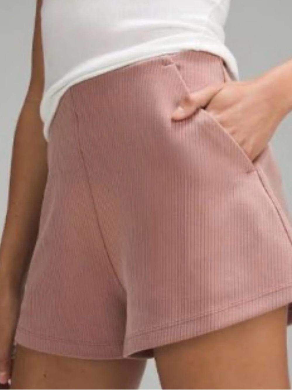 Lululemon Ribbed High-Waist Women’s Shorts in Twilight Rose Size 6